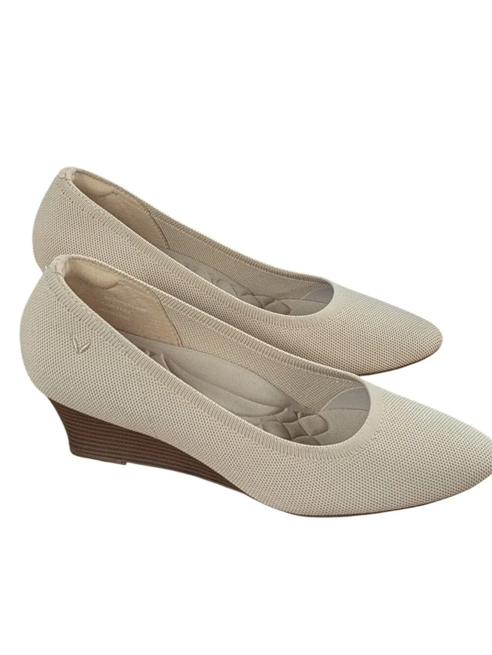 Vivaia Wedge Pro Pointed Toe Tan Size 40.5